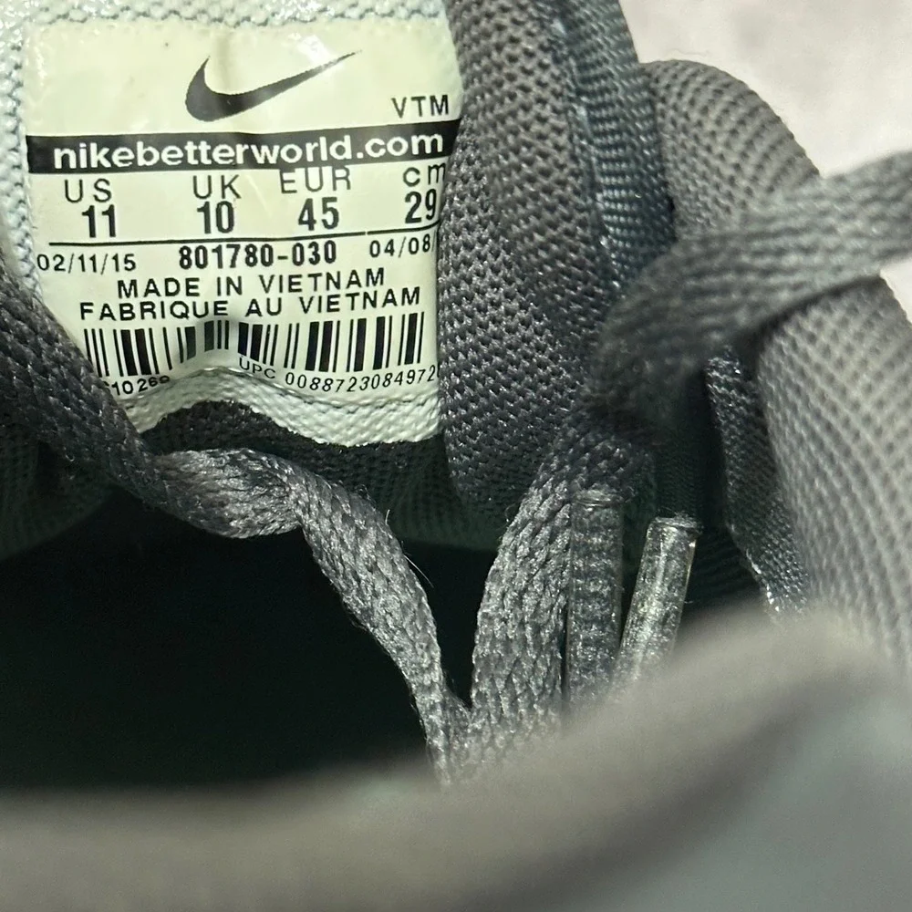 Nike Elite Shinsen Mens Size 11 Dark Grey Green Glow Sneakers 801780-030 Low Top